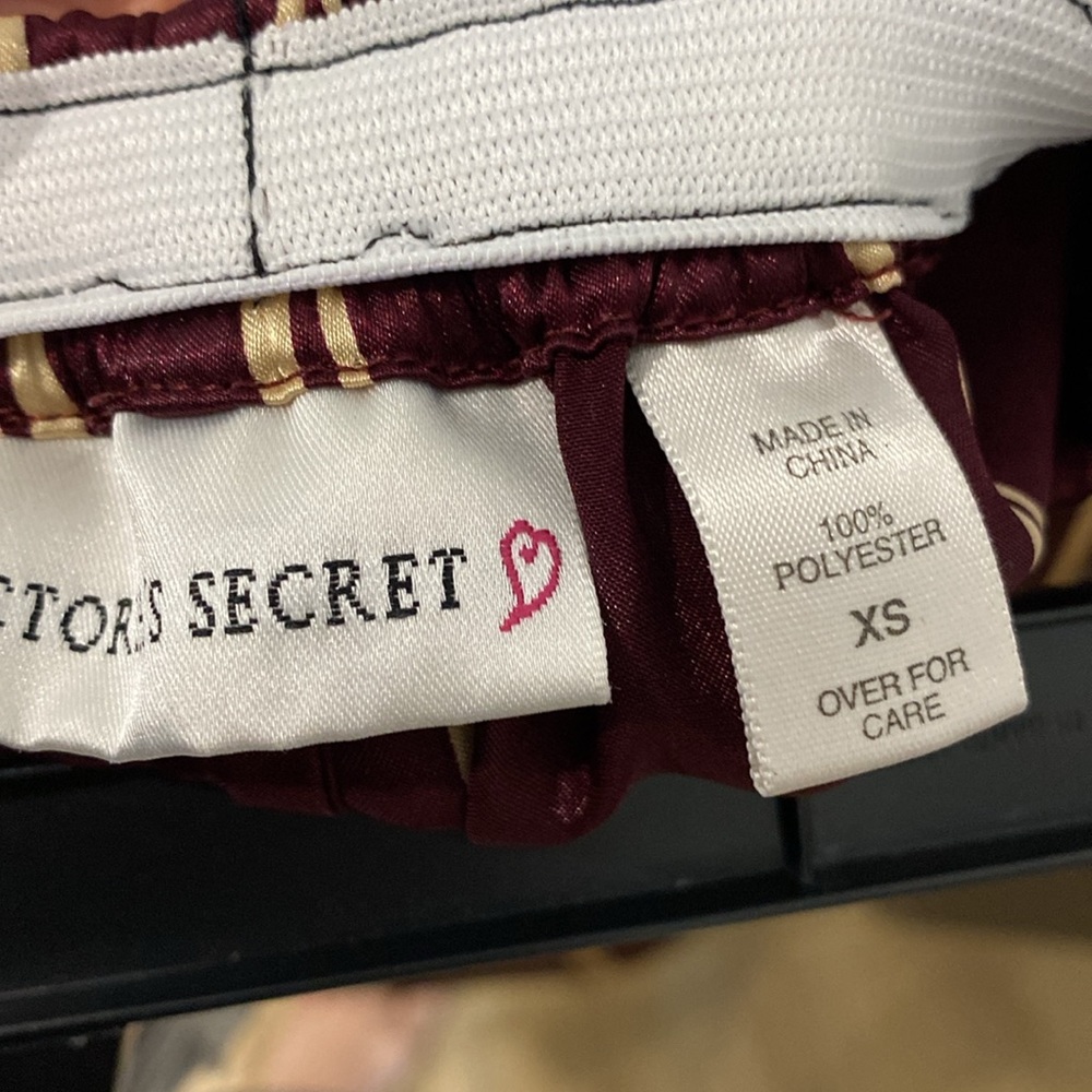 Vintage 90’s Victoria’s Secret Burgundy & Gold Stripe Satin Pajama Set| Size XS - Picture 6 of 10